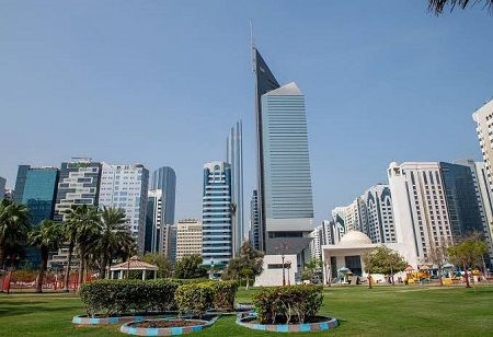 Abu Dhabi Leads UAE Real Estate Sales Amid Strong Demand 